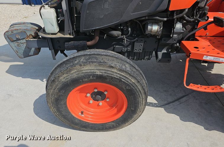 image for item OG9432 Kubota L3901  tractor