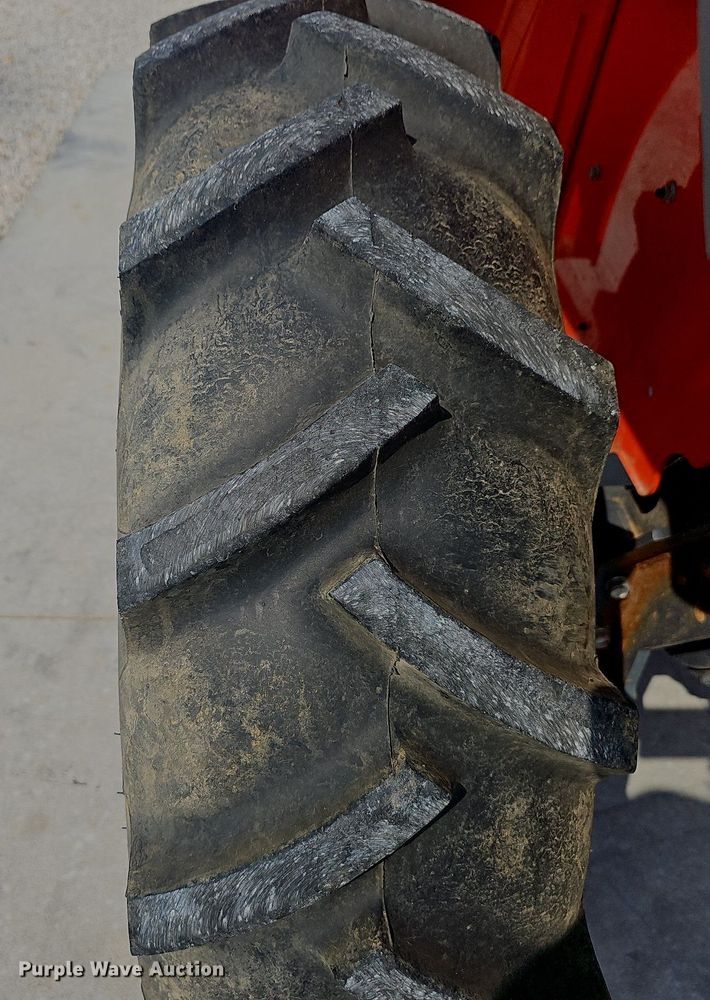 image for item OG9432 Kubota L3901  tractor