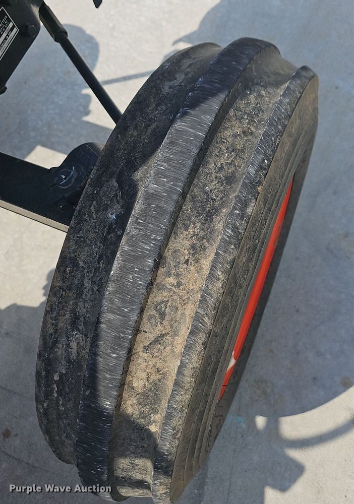 image for item OG9432 Kubota L3901  tractor