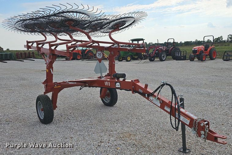 image for item OG9433 Rhino VR8  hay rake