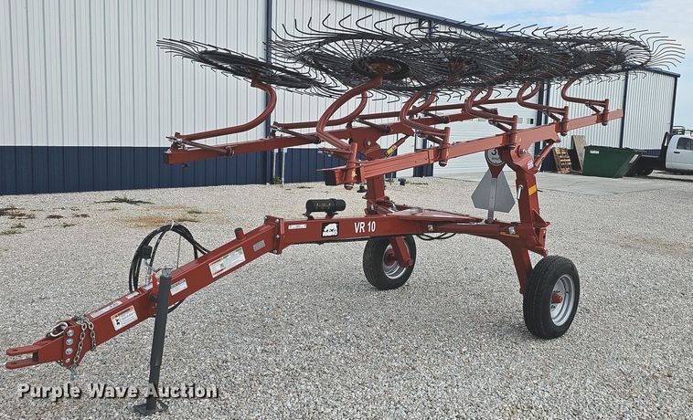 image for item OG9434 Rhino VR10  hay rake