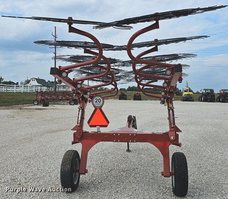 image for item OG9434 Rhino VR10  hay rake