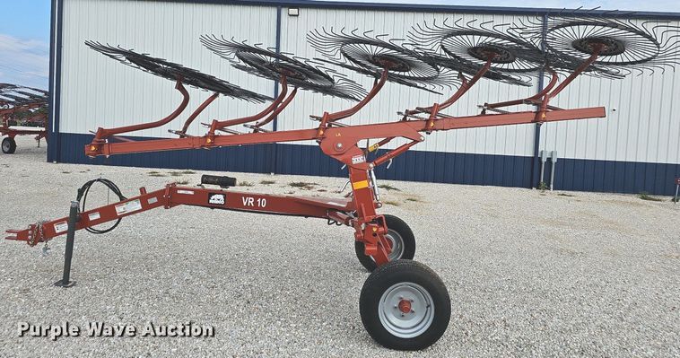 image for item OG9434 Rhino VR10  hay rake