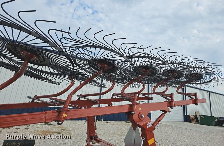 image for item OG9434 Rhino VR10  hay rake