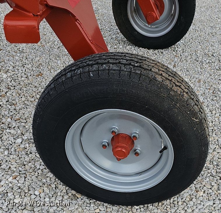 image for item OG9434 Rhino VR10  hay rake