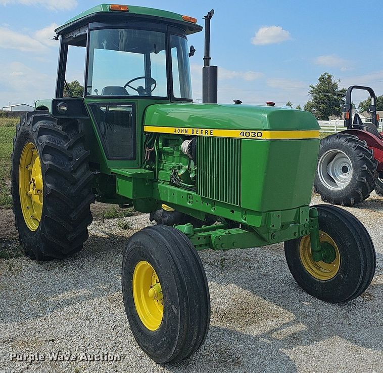 image for item OG9436 1974 John Deere 4030  tractor