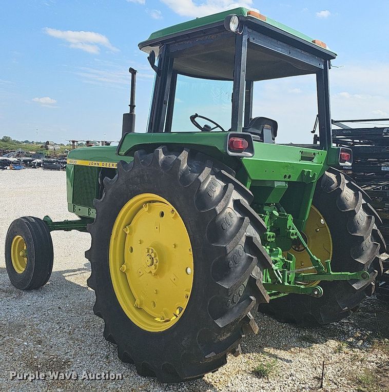 image for item OG9436 1974 John Deere 4030  tractor