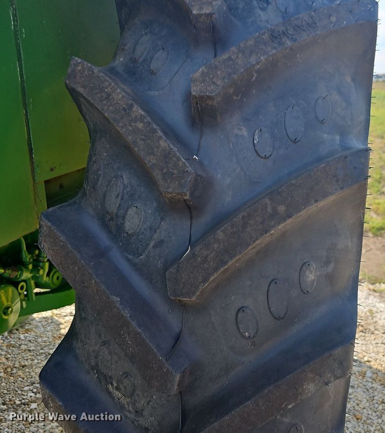 image for item OG9436 1974 John Deere 4030  tractor