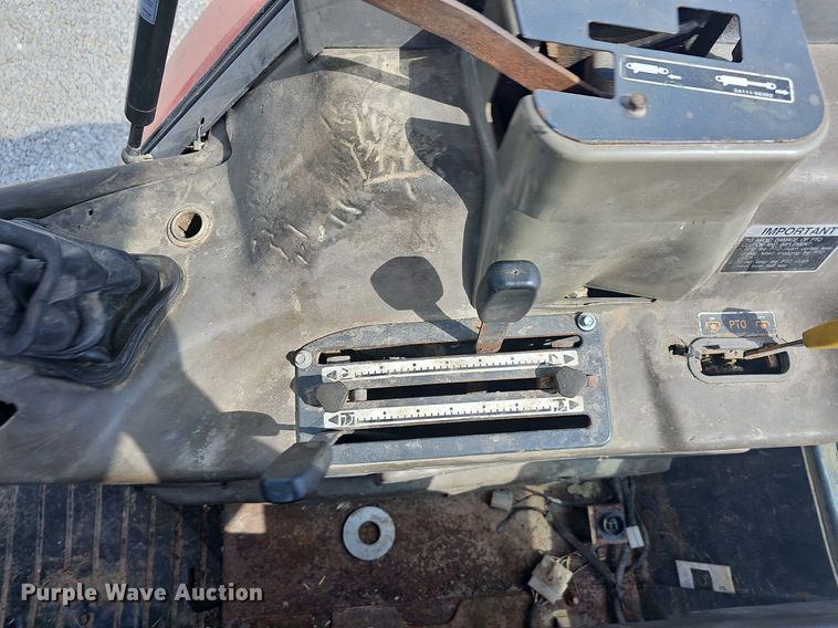 image for item OG9438 Kubota M108S  MFWD tractor