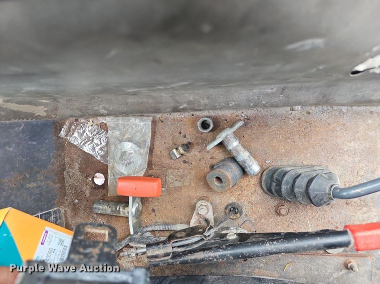 image for item OG9438 Kubota M108S  MFWD tractor