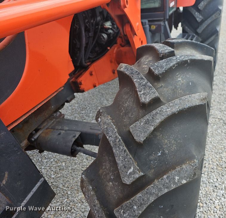 image for item OG9438 Kubota M108S  MFWD tractor