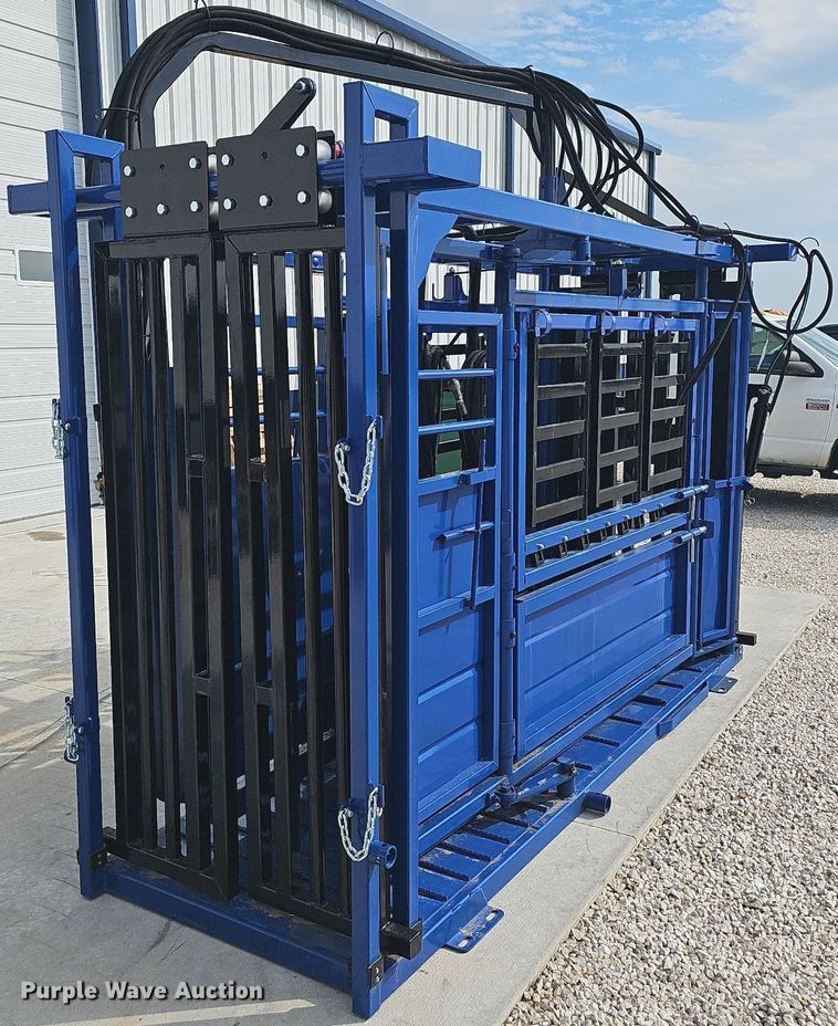 image for item OG9439 The Rancher Hydraulic Livestock Chute  unused
