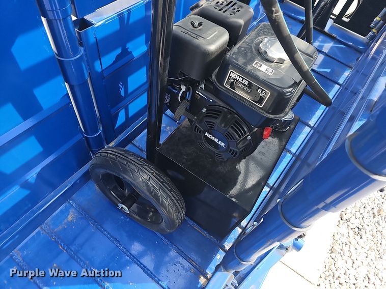 image for item OG9439 The Rancher Hydraulic Livestock Chute  unused