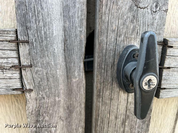 image for item MH9920 Storage shed