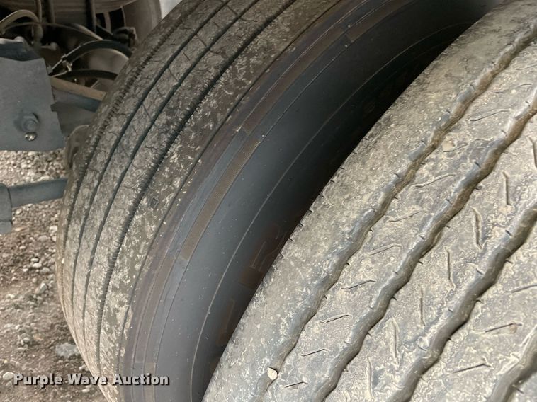 image for item NY9844 2012 Wabash  dry van trailer