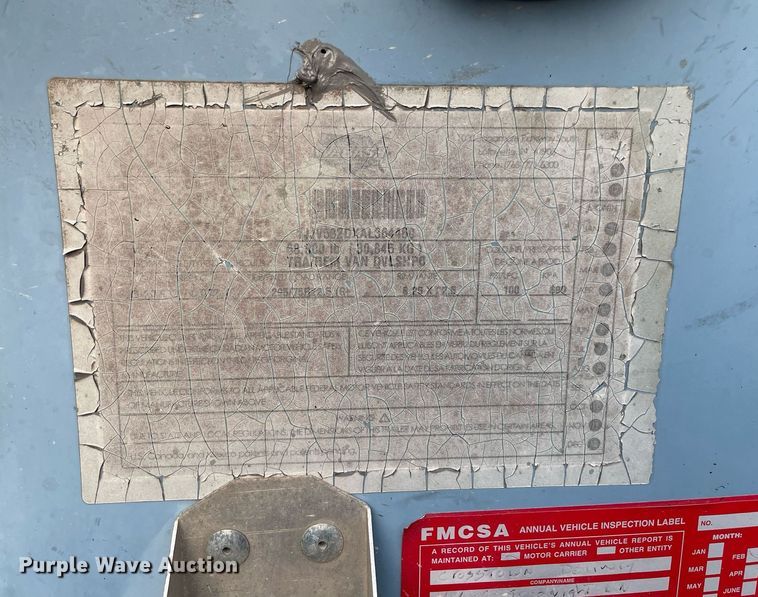 image for item NY9845 2010 Wabash  dry van trailer