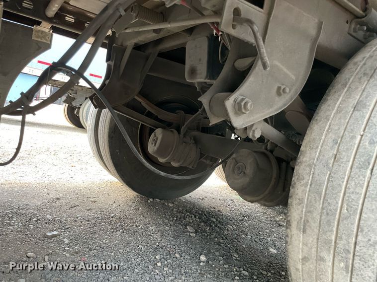 image for item NY9846 2010 Wabash  dry van trailer