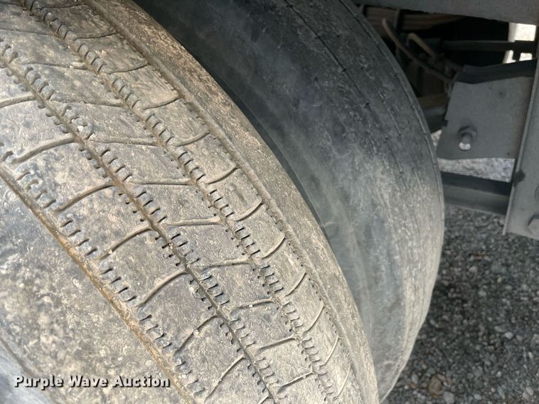 image for item NY9846 2010 Wabash  dry van trailer