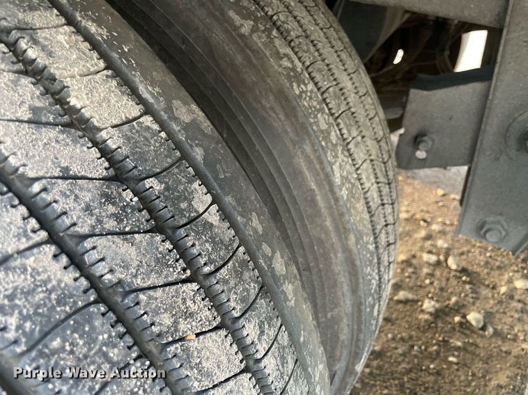 image for item NY9848 2010 Wabash  dry van trailer