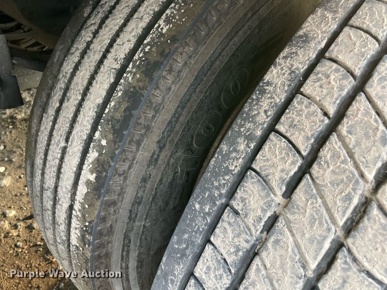 image for item NY9848 2010 Wabash  dry van trailer