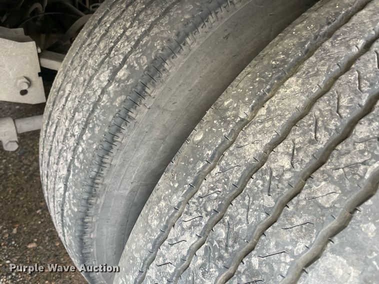 image for item NY9850 2010 Wabash  dry van trailer