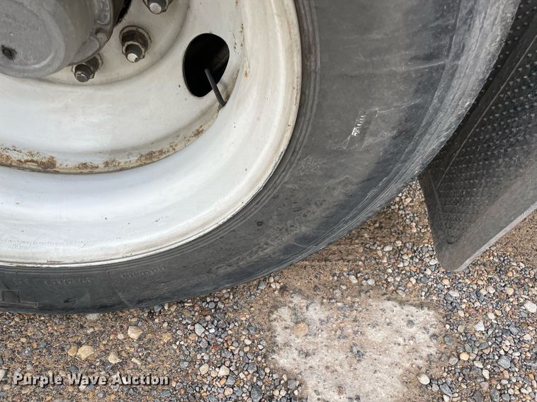 image for item NY9850 2010 Wabash  dry van trailer