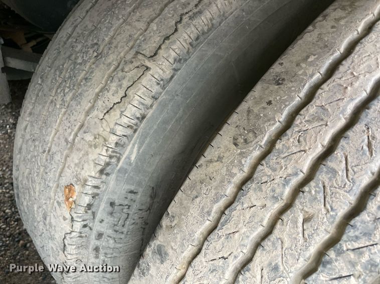 image for item NY9850 2010 Wabash  dry van trailer