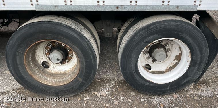 image for item NY9852 2013 Wabash  dry van trailer