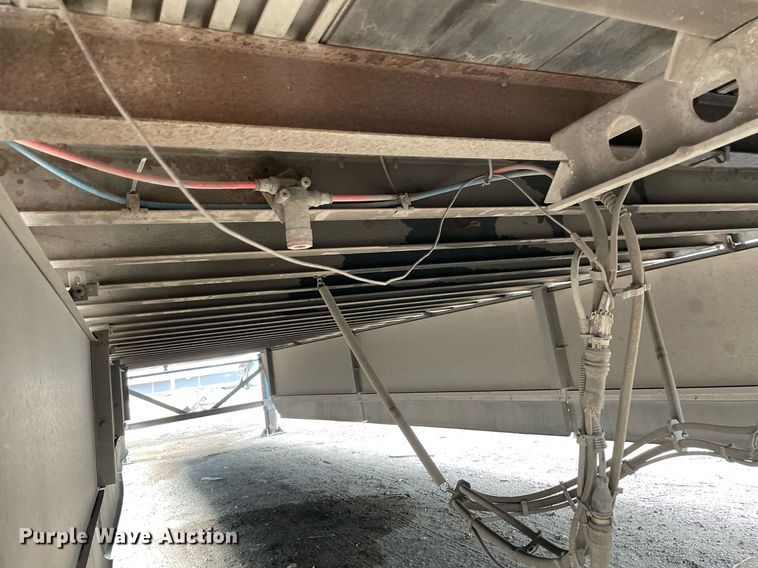 image for item NY9854 2010 Wabash  dry van trailer