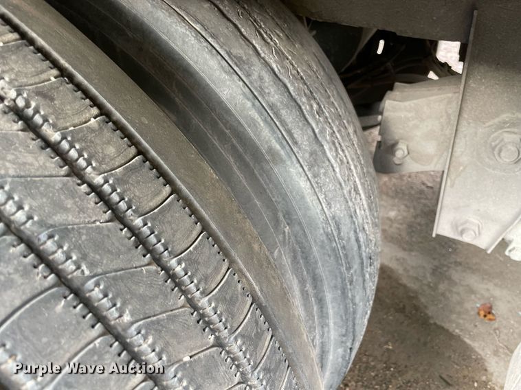 image for item NY9854 2010 Wabash  dry van trailer