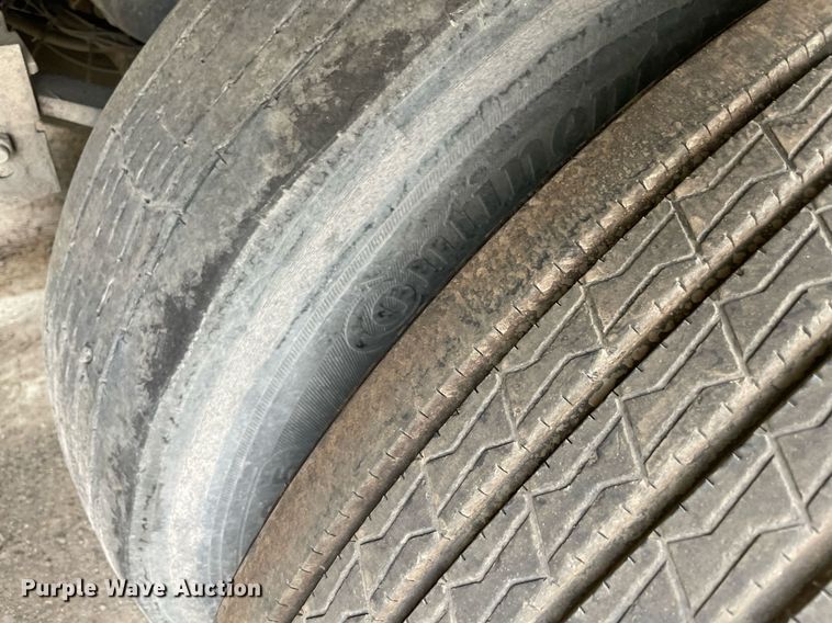 image for item NY9854 2010 Wabash  dry van trailer