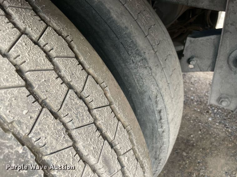 image for item NY9857 2010 Wabash  dry van trailer