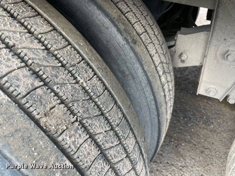 image for item NY9861 2010 Wabash  dry van trailer