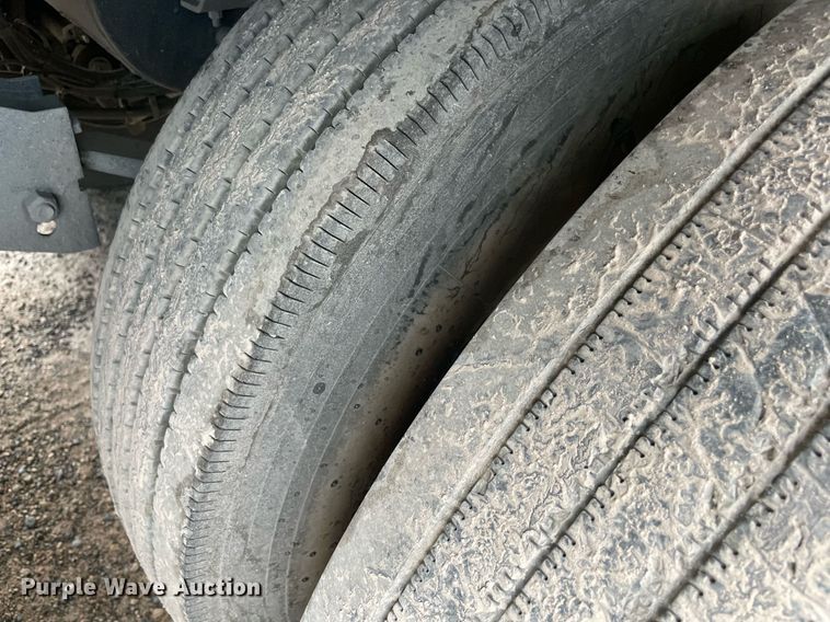 image for item NY9861 2010 Wabash  dry van trailer