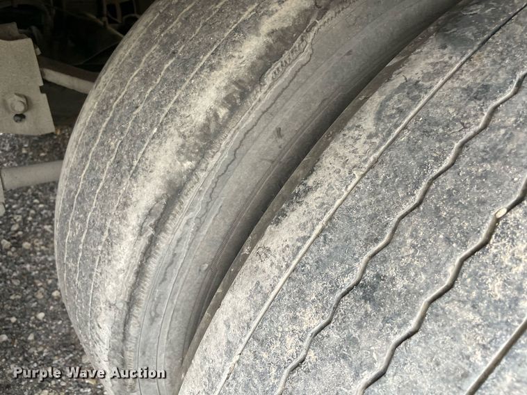 image for item NY9863 2010 Wabash  dry van trailer