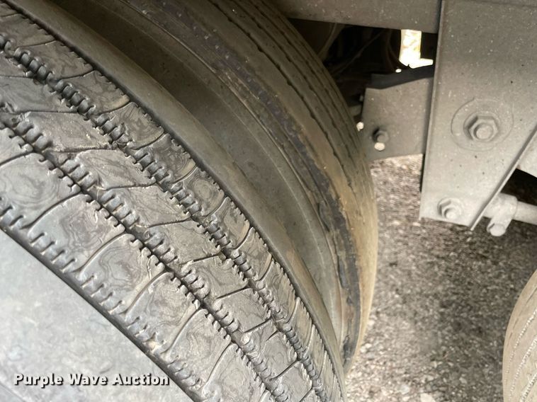 image for item NY9864 2010 Wabash  dry van trailer