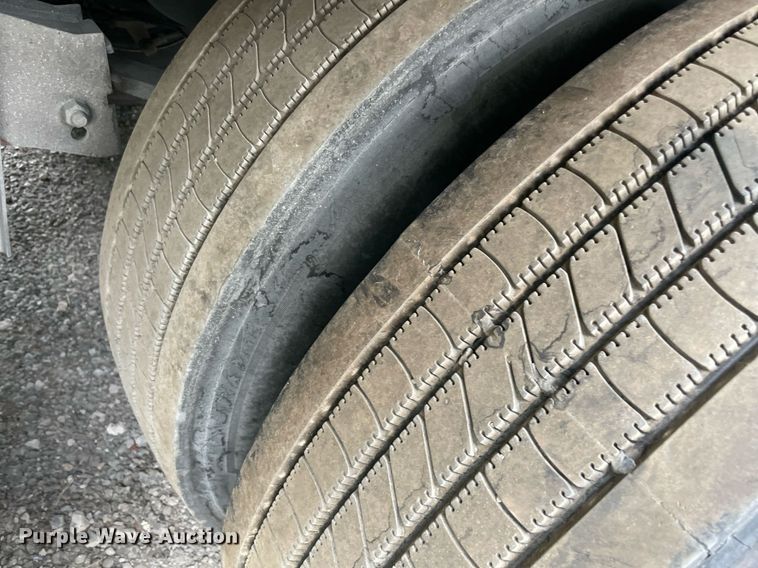 image for item NY9864 2010 Wabash  dry van trailer