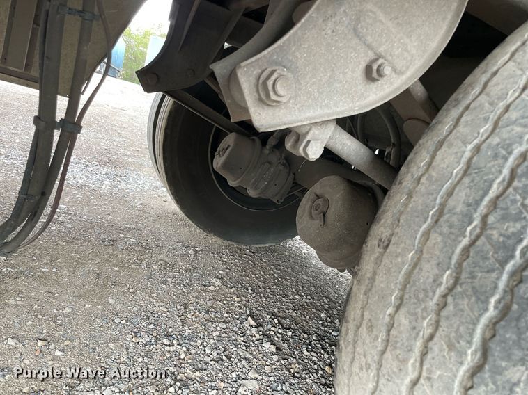 image for item NY9865 2012 Wabash  dry van trailer