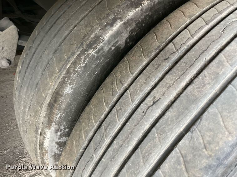 image for item NY9866 2010 Wabash  dry van trailer