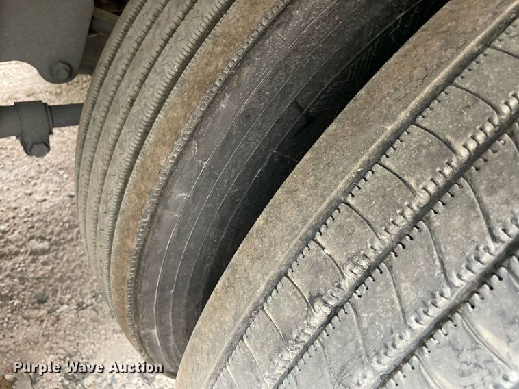 image for item NY9866 2010 Wabash  dry van trailer