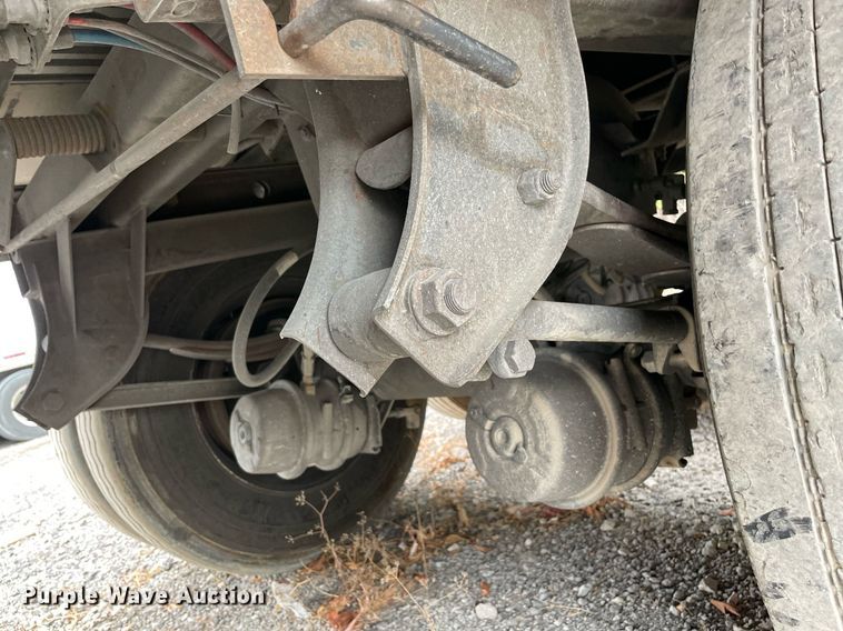 image for item NY9867 2012 Wabash  dry van trailer