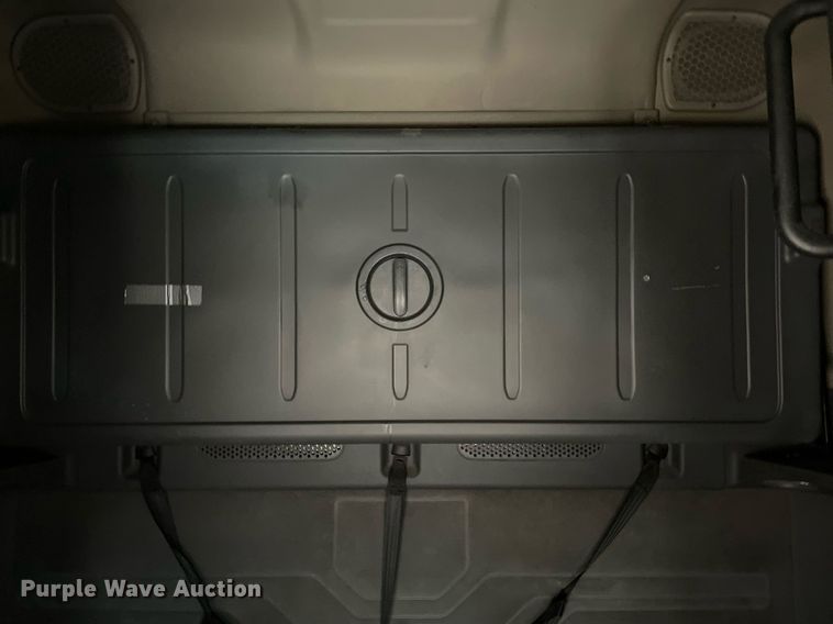 image for item NY9869 2016 Freighliner Cascadia 125  semi truck