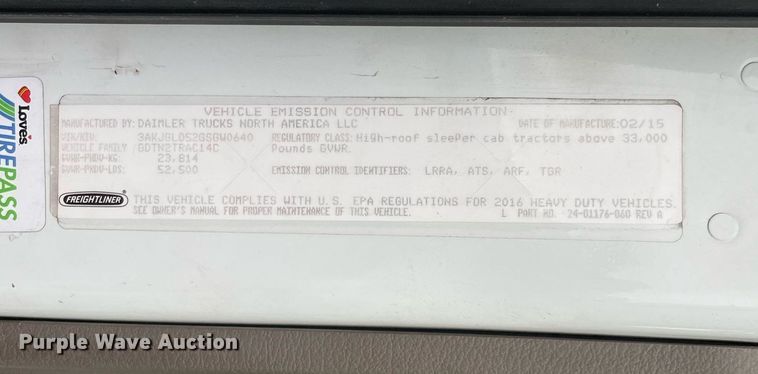 image for item NY9869 2016 Freighliner Cascadia 125  semi truck