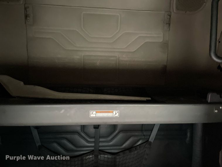 image for item NY9870 2013 Freightliner Cascadia 125  semi truck