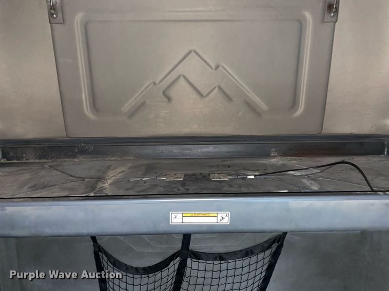 image for item NY9871 2015 Freightliner Cascadia 125  semi truck