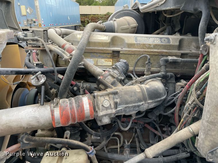 image for item NY9872 2008 Freightliner Columbia 120  semi truck