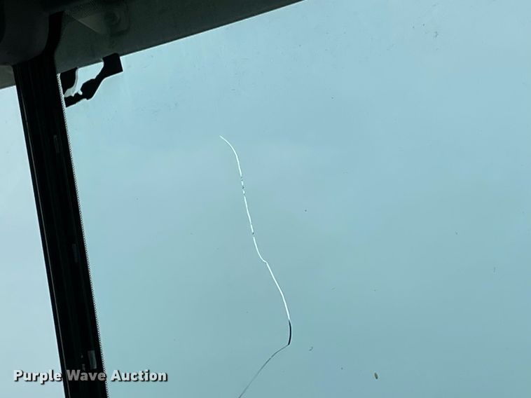 image for item NY9873 2008 Freightliner Columbia 120  semi truck