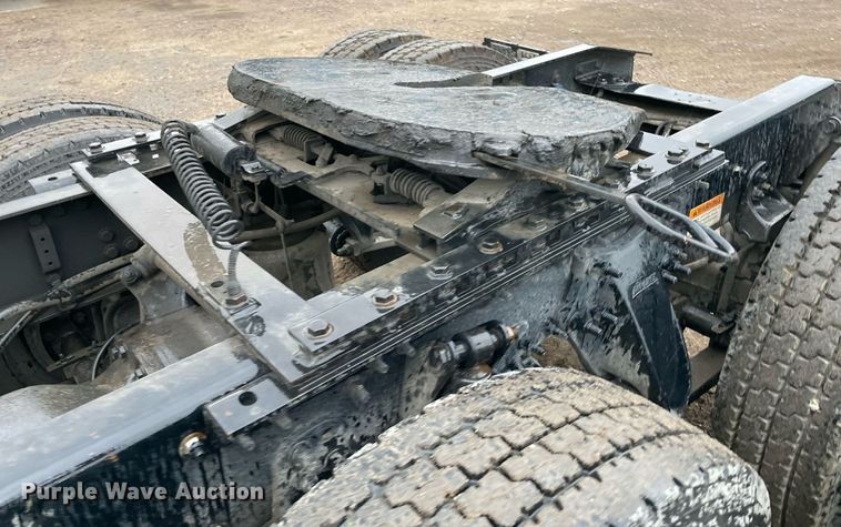 image for item NY9875 2016 Freightliner Cascadia 125  semi truck