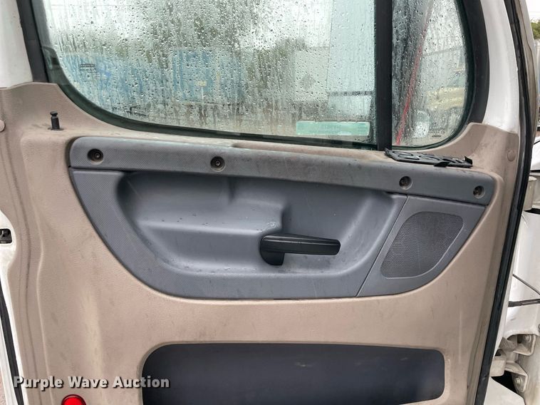 image for item NY9875 2016 Freightliner Cascadia 125  semi truck