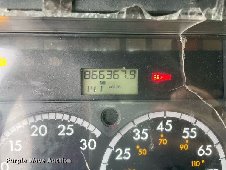 image for item NY9875 2016 Freightliner Cascadia 125  semi truck